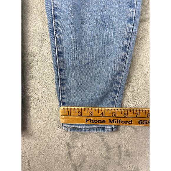 Levis High Waisted Mom Jeans 26 Distressed Light Wash Stretchy High Rise Grunge - Picture 14 of 16